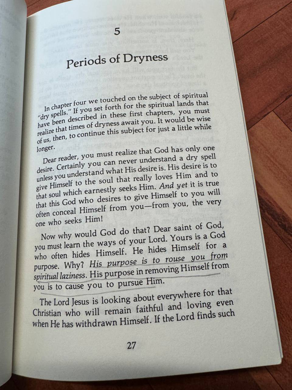 第5章「Periods of Dryness」のページ。「His purpose is to rouse you from spiritual laziness.」の箇所に線が引かれている